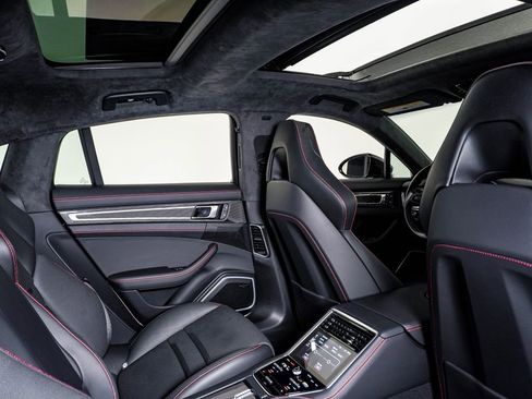 Certified 2023 Porsche Panamera GTS AWD/4WD image 15