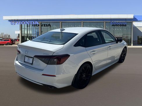 Certified 2025 Honda Civic Sport image 4
