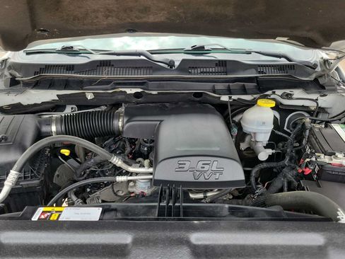 Used 2024 RAM 1500 Warlock RWD image 13