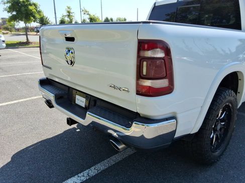 Used 2022 RAM 1500 Laramie AWD/4WD image 15