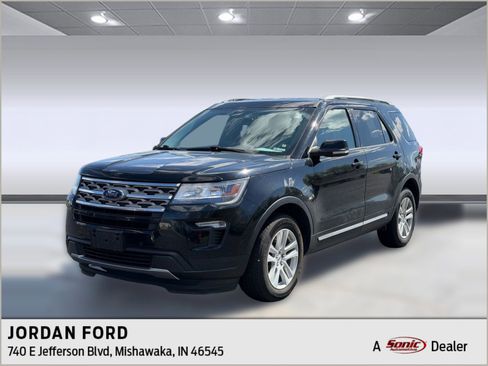 Used 2018 Ford Explorer XLT w/ Equipment Group 202A image 1