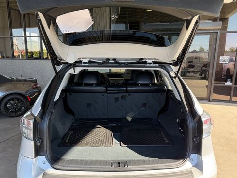 Used 2011 Lexus RX 350 AWD w/ Premium Pkg image 28