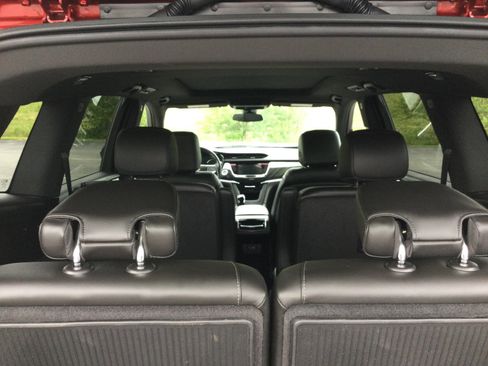 Used 2024 Cadillac XT6 Premium Luxury w/ LPO, Floor Liner Package AWD/4WD image 11