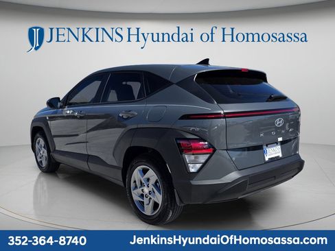 New 2026 Hyundai Kona SE FWD image 6