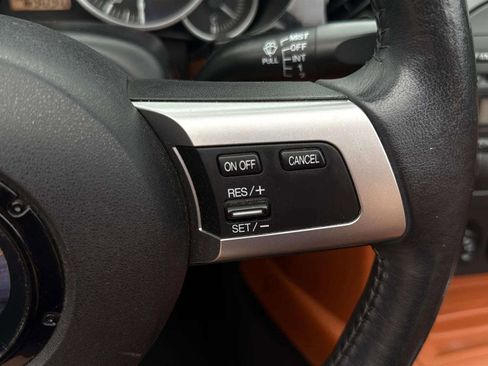 Used 2006 MAZDA MX-5 Miata Grand Touring w/ Suspension Pkg image 28