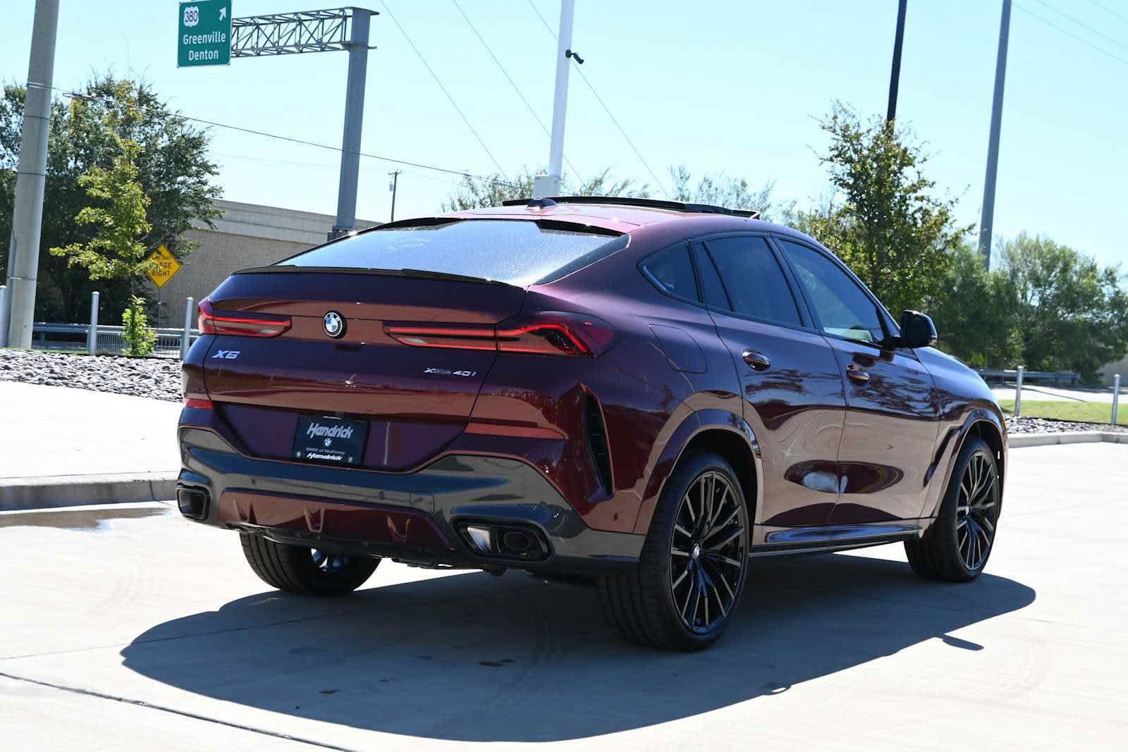 New 2027 BMW X6 xDrive40i w/ Climate Comfort Package AWD/4WD image 8