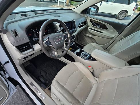 Used 2020 GMC Terrain Denali w/ Denali Premium Package FWD image 20