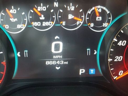 Used 2016 Chevrolet Camaro LT RWD image 8