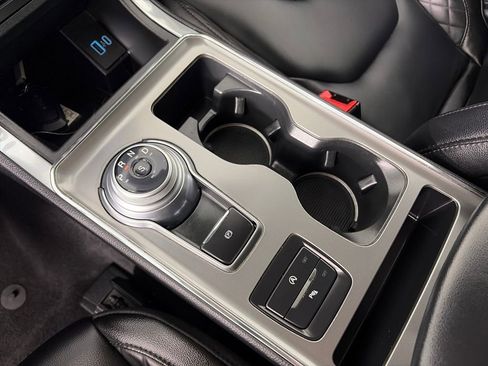 Certified 2024 Ford Edge Titanium image 21