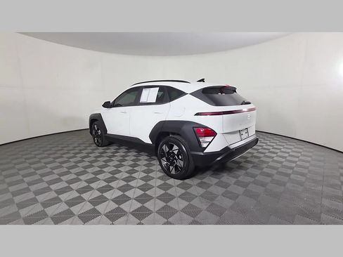 Used 2024 Hyundai Kona SEL FWD image 43