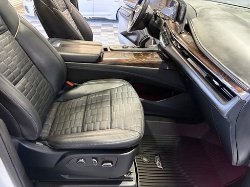 Used 2022 Cadillac Escalade Sport Platinum w/ Heavy-Duty Trailer Package image 23