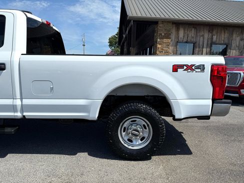 Used 2022 Ford F250 XL w/ Power Equipment Group image 32