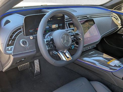 New 2026 Mercedes-Benz E 53 AMG e 4MATIC Sedan image 3