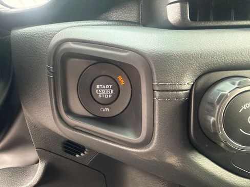 New 2026 Jeep Wrangler Unlimited Sahara AWD/4WD image 15