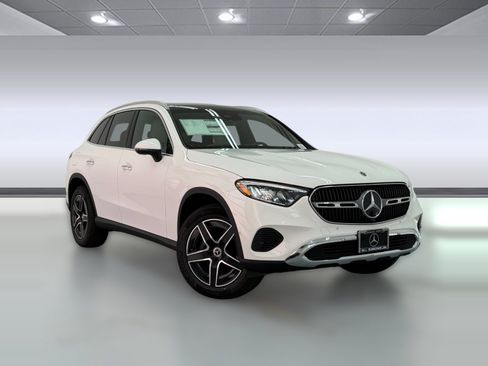 New 2026 Mercedes-Benz GLC 300 image 6