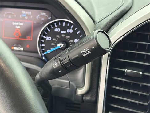 Used 2022 Ford F250 Lariat w/ Tremor Off-Road Package image 12