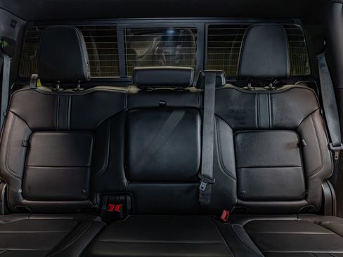 Used 2022 Chevrolet Silverado 1500 High Country image 25