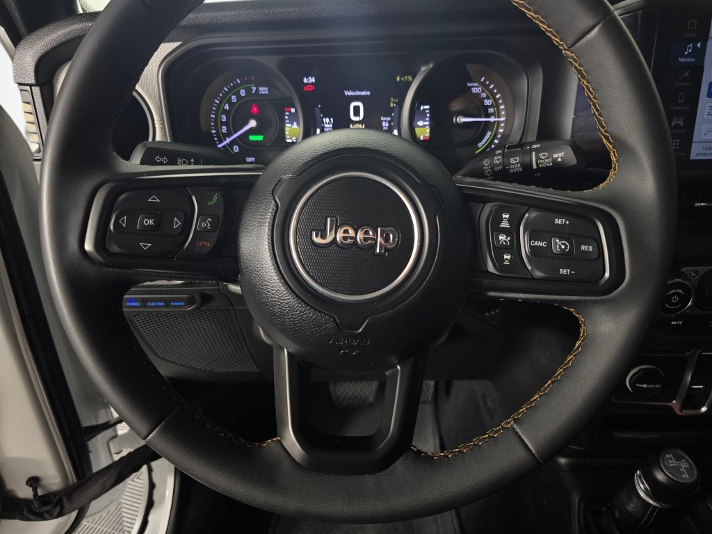 Used 2024 Jeep Wrangler Unlimited AWD/4WD image 14