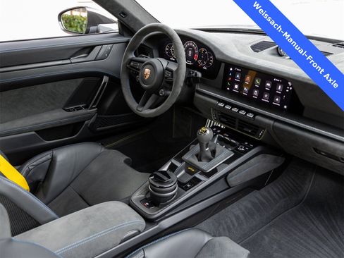 Used 2025 Porsche 911 GT3 image 12