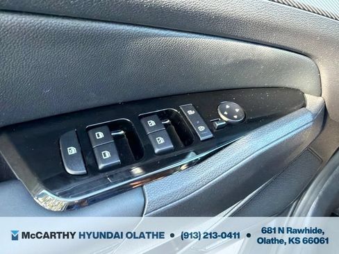 Used 2025 Kia Sportage SX Prestige AWD/4WD image 37