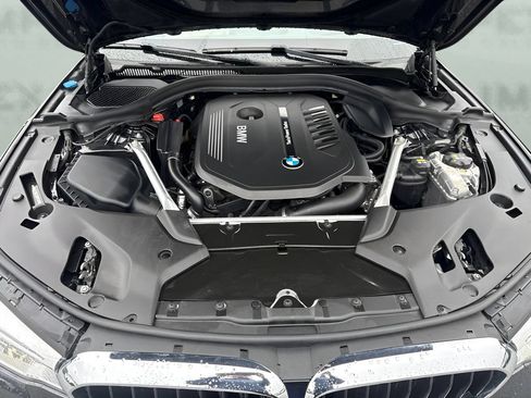Used 2019 BMW 540i xDrive w/ Executive Package AWD/4WD image 19