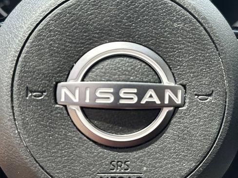 Certified 2023 Nissan Rogue SV FWD image 28