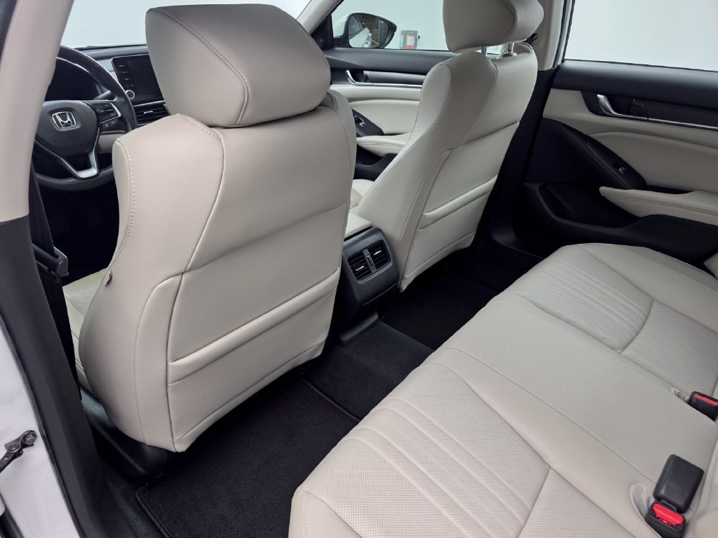 Used 2019 Honda Accord EX-L image 15