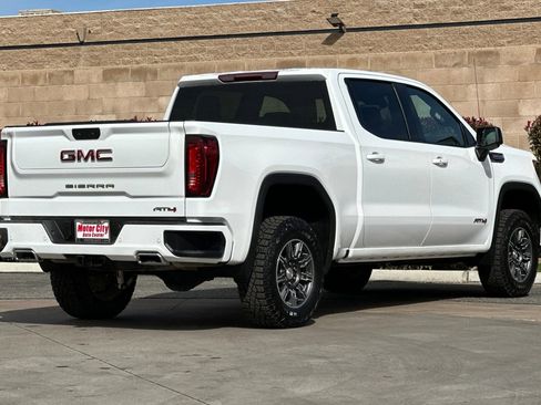 Certified 2025 GMC Sierra 1500 AT4 image 4