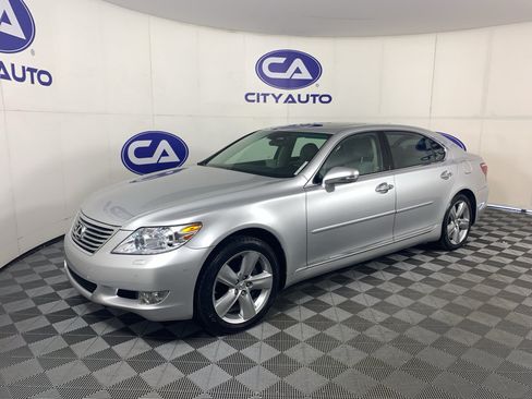 Used 2010 Lexus LS 460 L RWD image 7