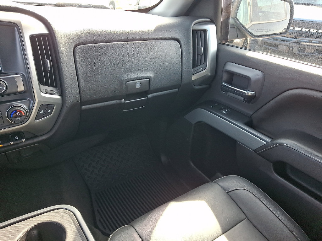 Used 2018 Chevrolet Silverado 1500 LT w/ All Star Edition AWD/4WD image 17