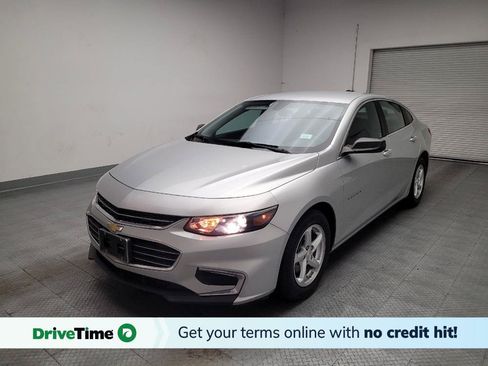 Used 2017 Chevrolet Malibu LS FWD image 1
