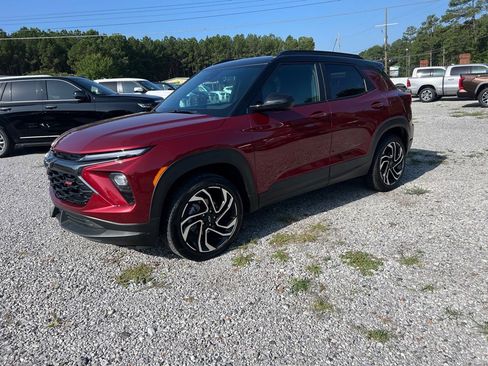 Used 2024 Chevrolet TrailBlazer RS w/ Convenience Package image 2