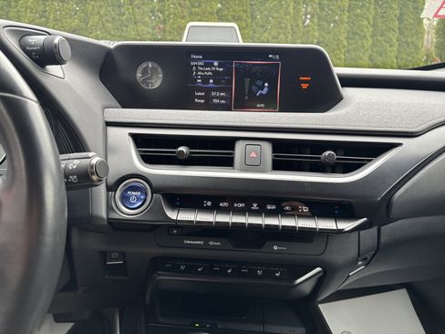 Used 2020 Lexus UX 250h w/ Premium Package AWD/4WD image 25