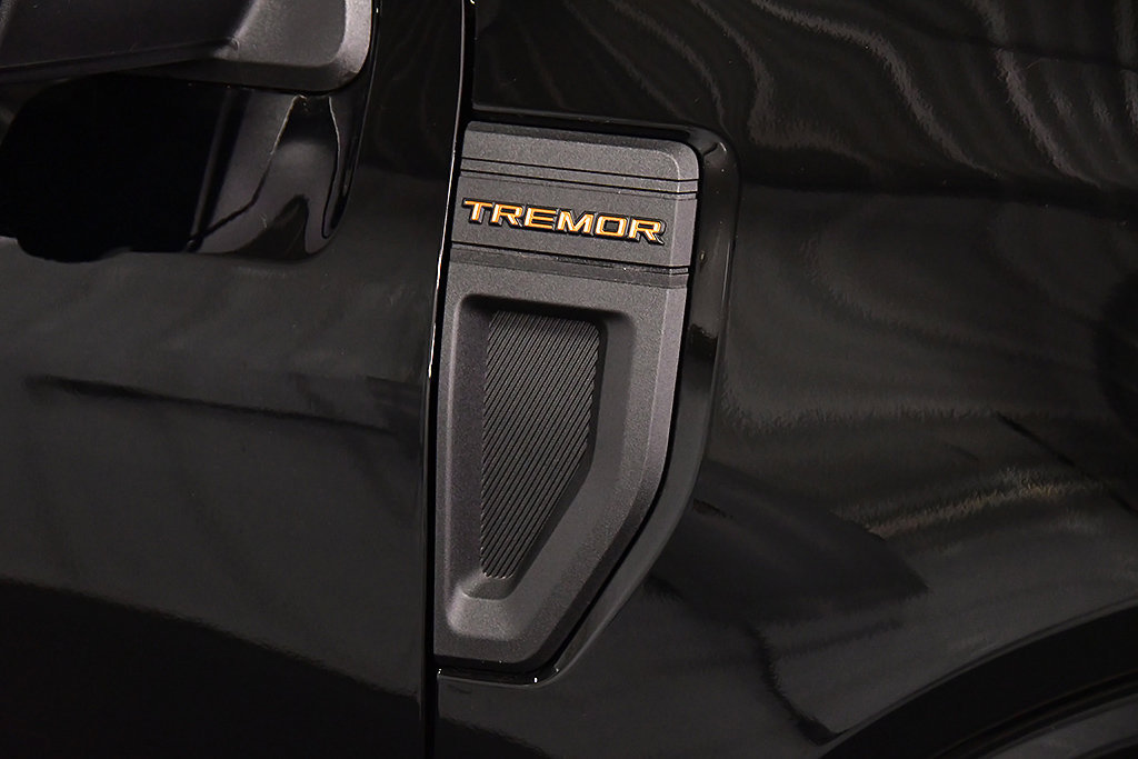 New 2026 Ford Maverick Tremor AWD/4WD image 10