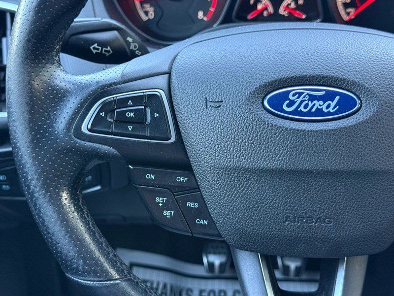 Used 2018 Ford Focus ST FWD image 14