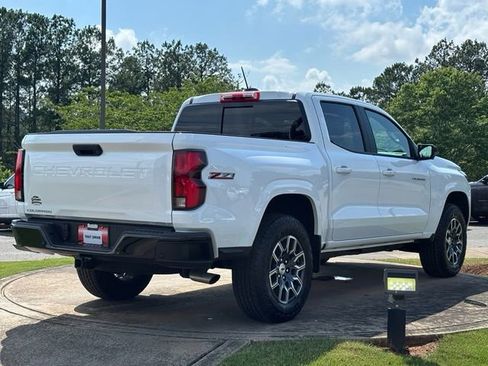 Used 2026 Chevrolet Colorado Z71 w/ Technology Package AWD/4WD image 7