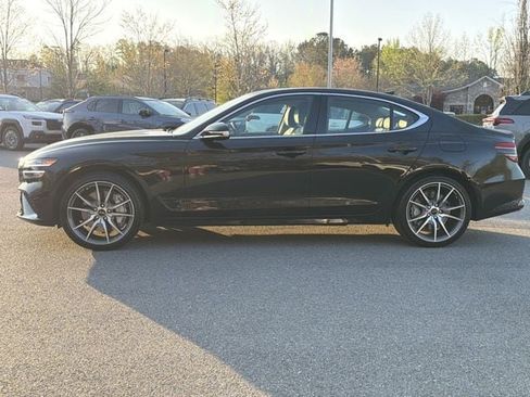 Used 2025 Genesis G70 2.5T AWD/4WD image 6