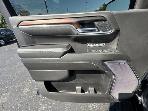 Used 2024 GMC Sierra 1500 Denali image 20