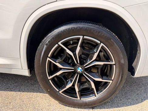Used 2024 BMW X3 xDrive30i w/ Premium Package AWD/4WD image 39
