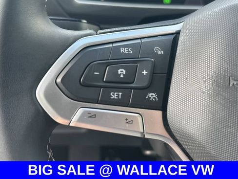 Certified 2024 Volkswagen Tiguan SE FWD image 25