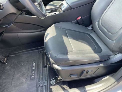 Used 2024 Hyundai Tucson SEL w/ Convenience Package FWD image 8