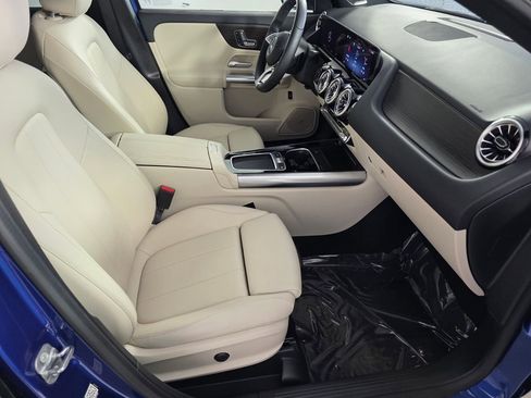 Certified 2025 Mercedes-Benz GLA 250 image 29