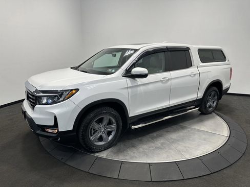 Certified 2023 Honda Ridgeline RTL image 4