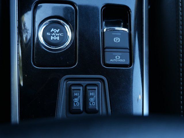 Used 2020 Mitsubishi Outlander SE AWD/4WD image 26