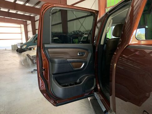 Used 2016 Nissan Titan Platinum Reserve image 15