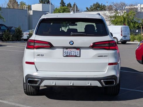 Certified 2022 BMW X5 xDrive40i w/ M Sport Package image 7