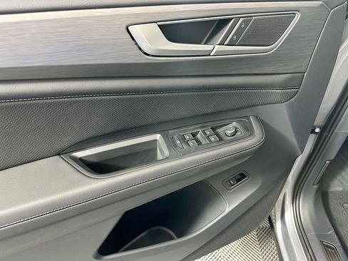 New 2026 Volkswagen Atlas Cross Sport SE AWD/4WD image 8