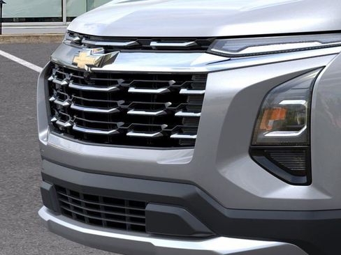 New 2026 Chevrolet Equinox LT AWD/4WD image 13