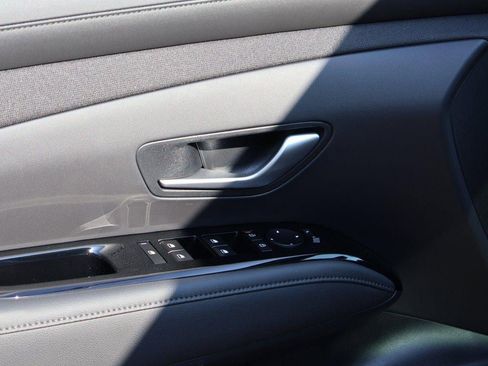 New 2026 Hyundai Tucson Limited image 23