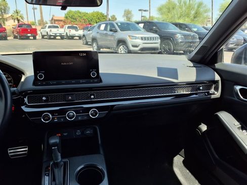 Used 2024 Honda Civic Sport image 8